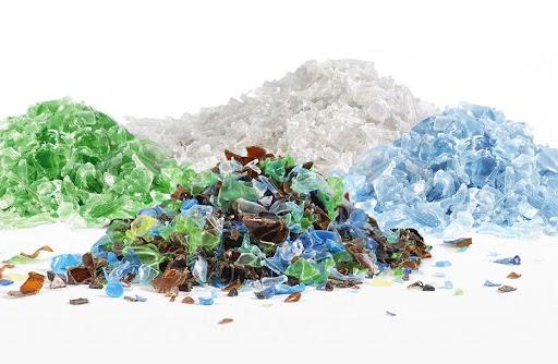 Plastic image flakes